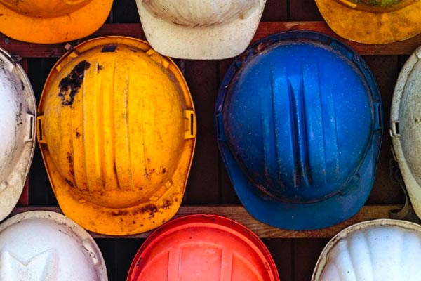 Empresa industrial enfocada en eficiencia y sostenibilidad empresarial